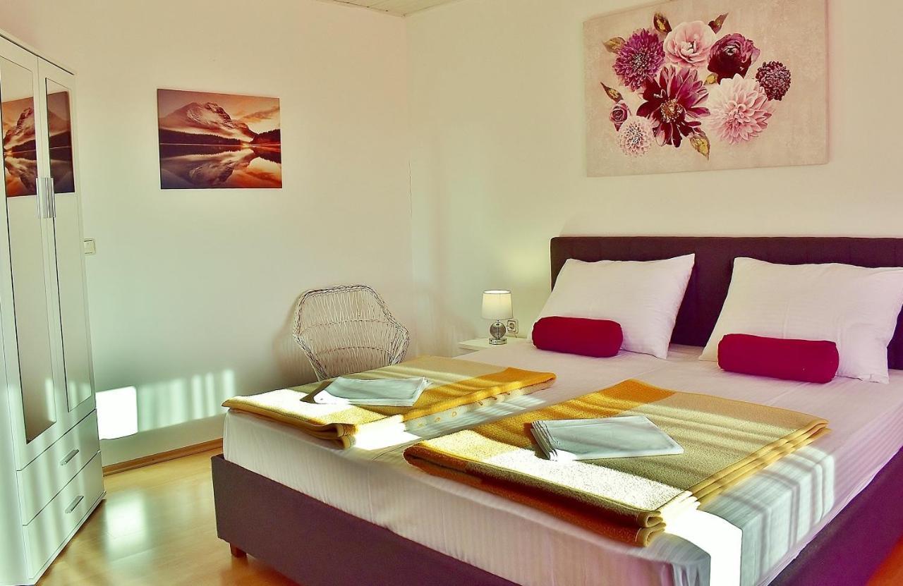 Apartments Bosiljka 라브 외부 사진