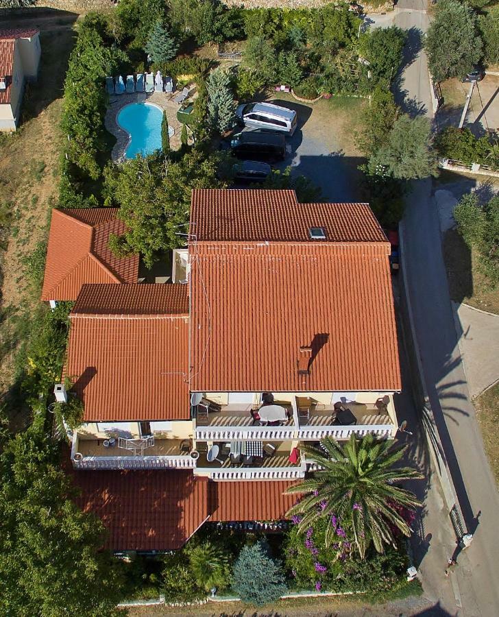 Apartments Bosiljka 라브 외부 사진