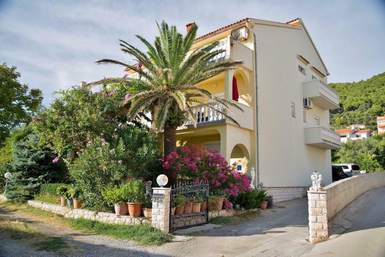 Apartments Bosiljka 라브 외부 사진