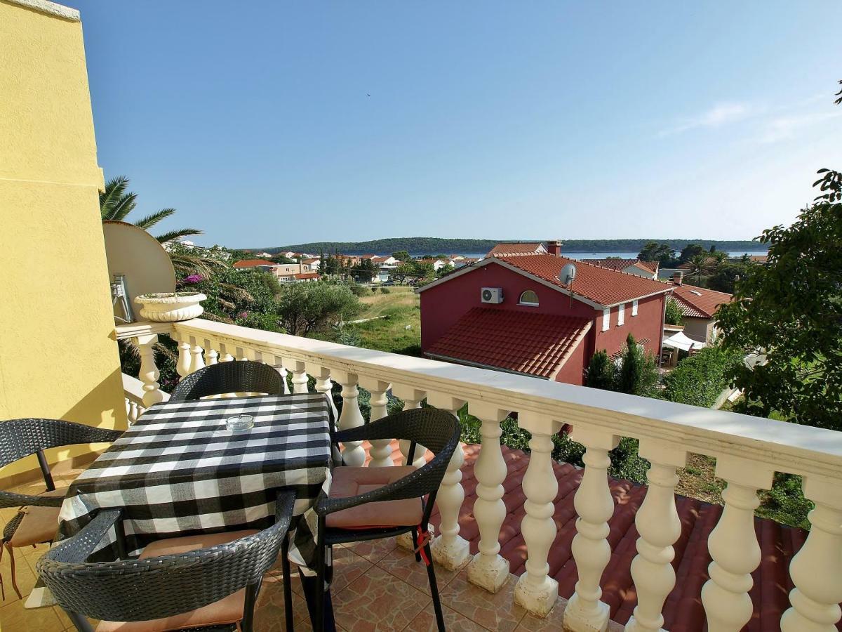 Apartments Bosiljka 라브 외부 사진